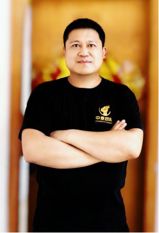 client-img